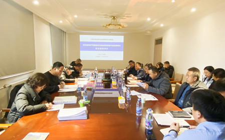 標題:開門紅!“農(nóng)作物秸稈切割揉碎壓制成型裝備科技成果轉(zhuǎn)化”項目順利通過綜合績效評價
瀏覽次數(shù):1147
發(fā)表時間:2024-02-04
