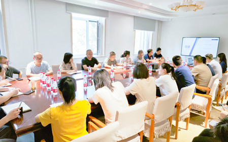 標題：研究中心召開研發(fā)工作推進會暨落實“十四五”規(guī)劃研討交流會
瀏覽次數(shù)：1219
發(fā)表時間：2024-07-23